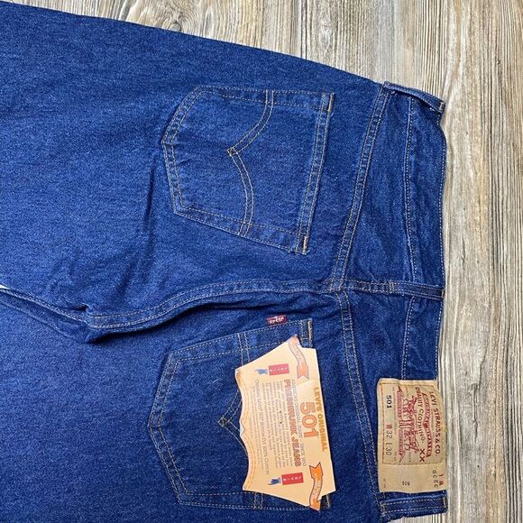 Deadstock Vintage 1993 Levi’s 501 Button Fly Denim Jeans 32x30 NWT 90’s - Picture 16 of 16